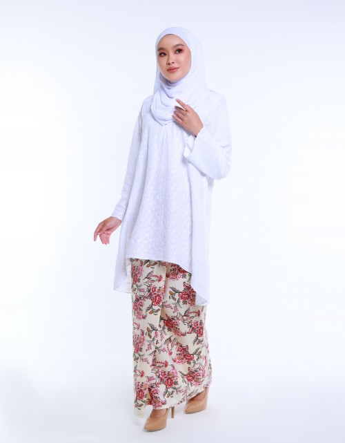 KURUNG PAHANG ADEL (DES 1) IN SOFT YELLOW