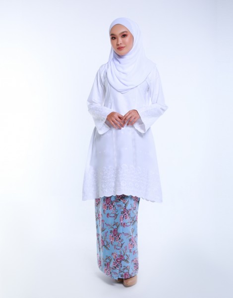 KURUNG PAHANG ADWA (DES 1) IN CAROLINA BLUE