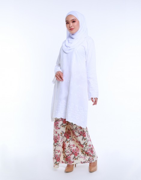 KURUNG PAHANG ADWA (DES 1) IN SOFT YELLOW