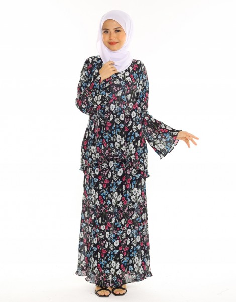 KURUNG MDN PLEATED NADIYA IN 01 BLACK