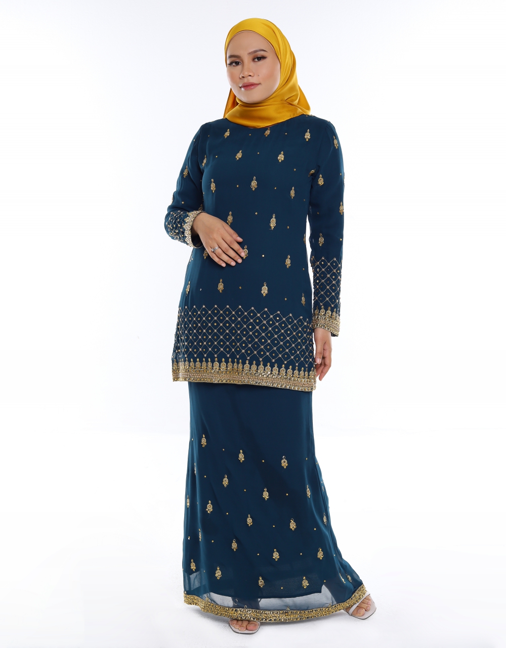 Kurung shop saree modern